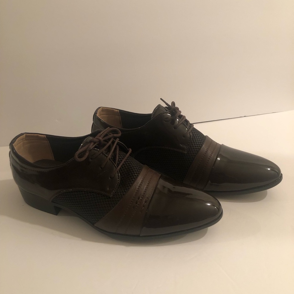 Fashion Men’s wing tip shoe size 9